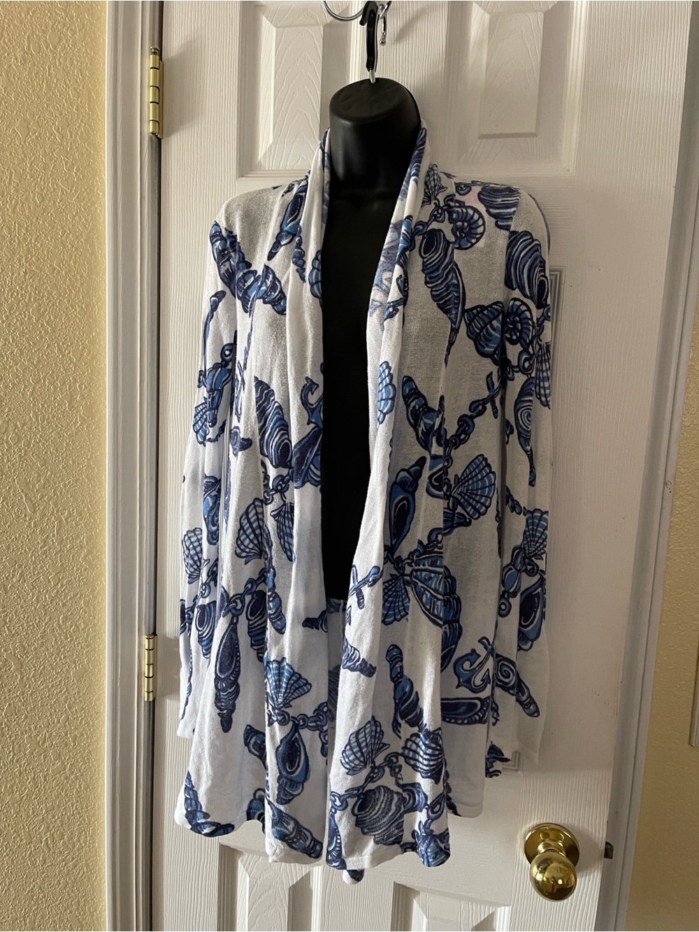 Lilly Pulitzer White Open-Front Cardigan with Blue Shell Print